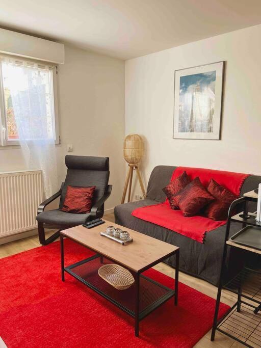 Appartement Ensoleille A 15 Minutes De Paris 圣吉欧梅斯 外观 照片